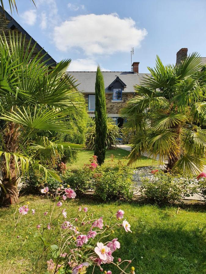 Bed & Breakfast La Bastide Du Moulin - Mont St Michel 3*