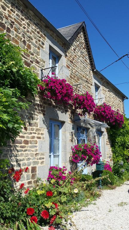 Bed & Breakfast La Bastide Du Moulin - Mont St Michel 3*